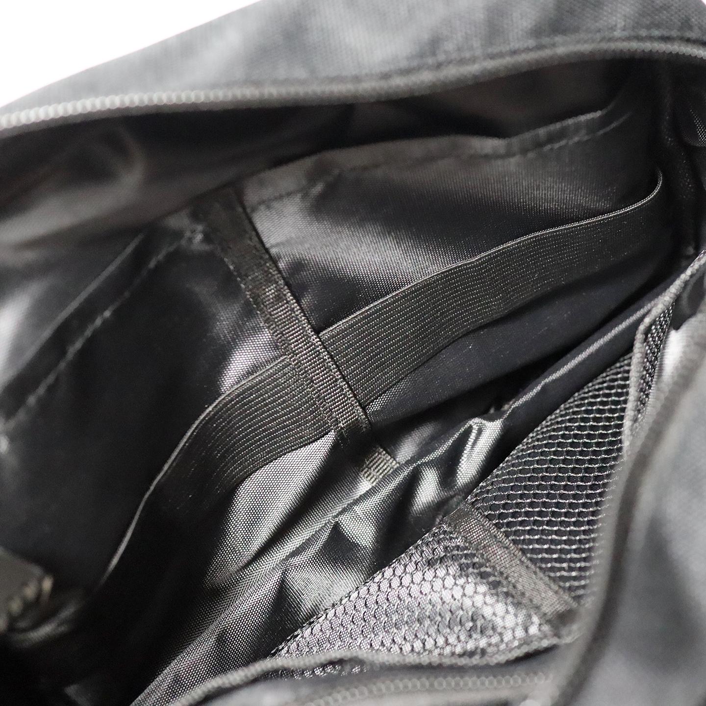 Senpai Chest Bag Blk (Opt. Camera Strap)